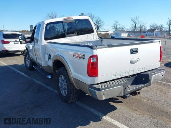 2012 Ford F-250 XL z VIN 1FT7X2BT7CEA65271, wystawiony jako IAAI lot #41892731 z przebiegiem Nie podano mil oraz . Historia ofert i sprzedaży dostępna na DreamBid. Obrazek 3.
