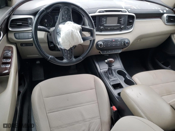 2016 Kia Sorento LX with VIN 5XYPG4A55GG175750, listed as a Copart auction lot 50229405 with 141,243 mi miles and Salvage Title. Bid and sale history available at carsss.com. Image 8.