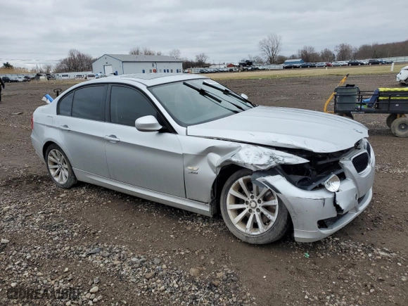2011 BMW 3 Series 328i xDrive with VIN WBAPK5C56BA661037, listed as a Copart auction lot 48699385 with 112,876 mi miles and Salvage Title. Bid and sale history available at carsss.com. Image 4.