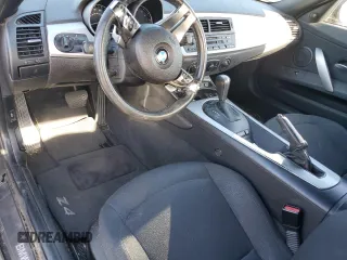 2008 BMW Z4 3.0i z VIN 4USBU33508LW73896, wystawiony jako Copart lot #87127914 z przebiegiem Nie podano mil oraz Czysty tytuł • Clean title. Historia ofert i sprzedaży dostępna na DreamBid. Obrazek 8.