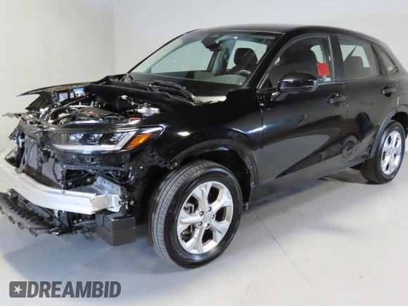 2024 Honda HR-V LX with VIN 3CZRZ1H3XRM709153, listed as a Copart auction lot 55345025 with 38,500 mi miles and Salvage Title. Bid and sale history available at carsss.com. Image 2.