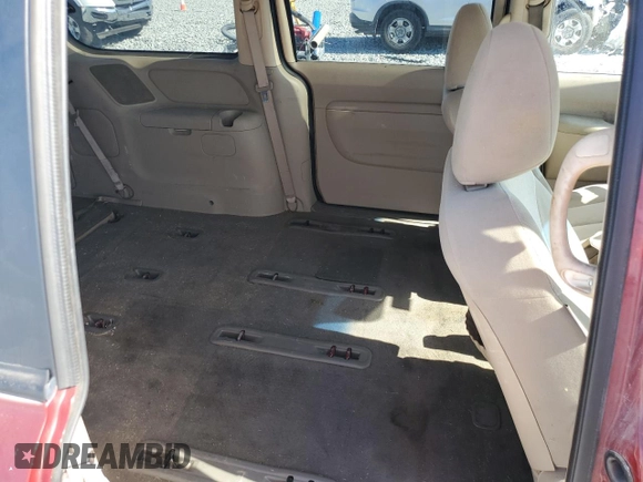 2010 Kia Sedona LX with VIN KNDMG4C31A6337771, listed as a Copart auction lot 54542215 with 128,825 mi miles and Clean Title. Bid and sale history available at carsss.com. Image 11.