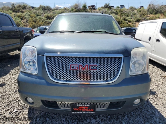 2007 GMC Yukon Denali with VIN 1GKFK63807J314796, listed as a Copart auction lot 67890393 with 204,190 mi miles and Salvage Title. Bid and sale history available at carsss.com. Image 5.