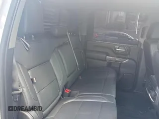2020 Chevrolet Silverado 3500HD LTZ z VIN 1GC4YUEY8LF208936, wystawiony jako Copart lot #59998105 z przebiegiem 72 985 mil mil oraz Czysty tytuł • Clean title. Historia ofert i sprzedaży dostępna na DreamBid. Obrazek 6.