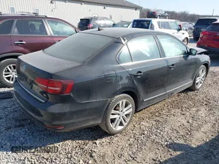 2017 Volkswagen Jetta SEL with VIN 3VWL17AJ5HM406727, listed as a IAAI auction lot 41779192 with 41,215 mi miles and . Bid and sale history available at DreamBid. Image 4.
