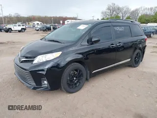 2020 Toyota Sienna XLE Auto Access Seat with VIN 5TDYZ3DC3LS034532, listed as a IAAI auction lot 42086669 with 64,881 mi miles and . Bid and sale history available at DreamBid. Image 17.