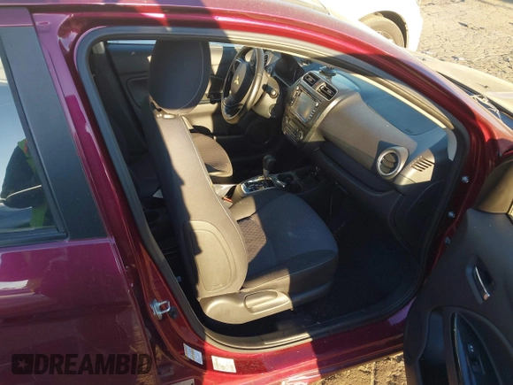 2017 Mitsubishi Mirage SE z VIN ML32A4HJ9HH008771, wystawiony jako IAAI lot #41890073 z przebiegiem 100 000 mil mil oraz . Historia ofert i sprzedaży dostępna na DreamBid. Obrazek 5.