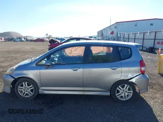 2007 Honda Fit Sport with VIN JHMGD37657S055233, listed as a IAAI auction lot 42194843 with 190,715 mi miles and . Bid and sale history available at DreamBid. Image 15.