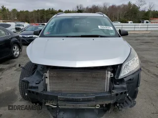 2017 Chevrolet Traverse LS with VIN 1GNKRFED4HJ353772, listed as a Copart auction lot 48069045 with 101,540 mi miles and Salvage Title. Bid and sale history available at carsss.com. Image 5.