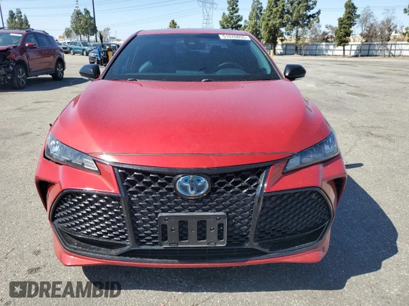 2021 Toyota Avalon Hybrid XSE z VIN 4T1EA1AB6MU006954, wystawiony jako Copart lot #51970855 z przebiegiem 61 806 mil mil oraz Szkoda całkowita • Salvage title. Historia ofert i sprzedaży dostępna na DreamBid. Obrazek 5.