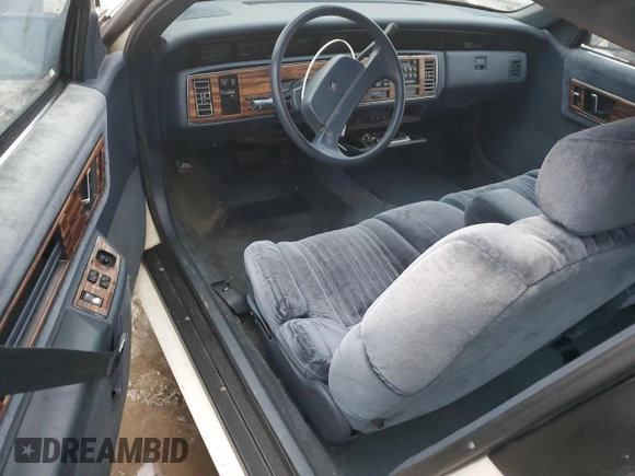1990 Buick Regal with VIN 2G4WD14T3L1423376, listed as a Copart auction lot 43848175 with 51,407 mi miles and Clean Title. Bid and sale history available at DreamBid. Image 8.