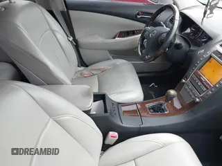 2010 Lexus ES with VIN JTHBK1EG2A2401553, listed as a IAAI auction lot 41924065 with 228,784 mi miles. Bid and sale history available at carsss.com. Image 5.