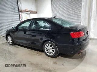 2013 Volkswagen Jetta SE с VIN 3VWDP7AJ5DM249908, выставлен на аукционе Copart как лот 53951765 с пробегом 240 040 миль миль и Списание • Salvage title. История ставок и продаж доступна на DreamBid. Изображение 2.