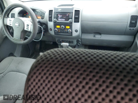 2017 Nissan Frontier SV z VIN 1N6AD0EV8HN737293, wystawiony jako Copart lot #53885675 z przebiegiem 106 844 mil mil oraz Szkoda całkowita • Salvage title. Historia ofert i sprzedaży dostępna na DreamBid. Obrazek 8.
