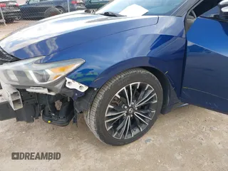 2017 Nissan Maxima S with VIN 1N4AA6AP7HC360477, listed as a IAAI auction lot 41881834 with 224,023 mi miles and . Bid and sale history available at DreamBid. Image 6.