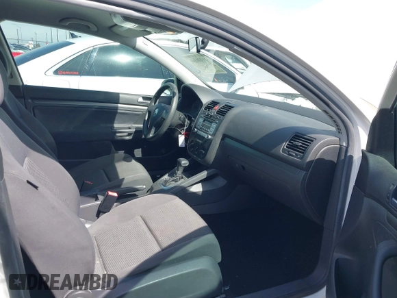 2007 Volkswagen Rabbit with VIN WVWBS71K37W186877, listed as a IAAI auction lot 41851834 with 76,291 mi miles and . Bid and sale history available at DreamBid. Image 5.