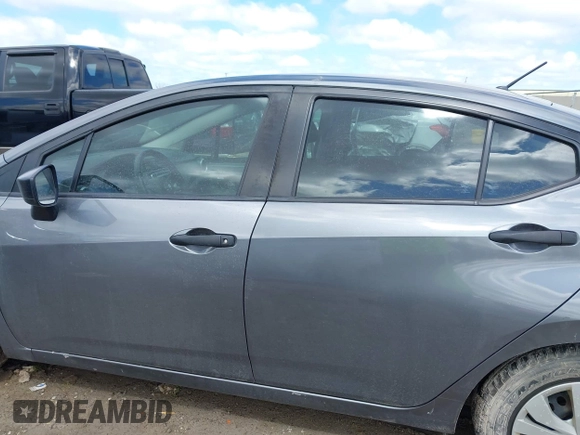 2020 Nissan Versa S with VIN 3N1CN8DV2LL801168, listed as a IAAI auction lot 41952823 with 112,576 mi miles. Bid and sale history available at carsss.com. Image 15.
