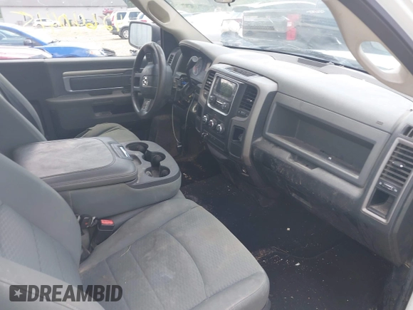 2014 Ram 1500 Tradesman with VIN 3C6JR6DT4EG186606, listed as a IAAI auction lot 42640415 with 113,110 mi miles and . Bid and sale history available at DreamBid. Image 5.