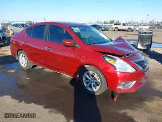 2017 Nissan Versa Sedan SV with VIN 3N1CN7AP2HL808080, listed as a IAAI auction lot 41422779 with 188,334 mi miles. Bid and sale history available at carsss.com. Image 1.
