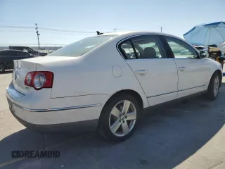 2008 Volkswagen Passat Komfort z VIN WVWAK73C58E198957, wystawiony jako Copart lot #58954865 z przebiegiem 166 468 mil mil oraz Czysty tytuł • Clean title. Historia ofert i sprzedaży dostępna na DreamBid. Obrazek 3.