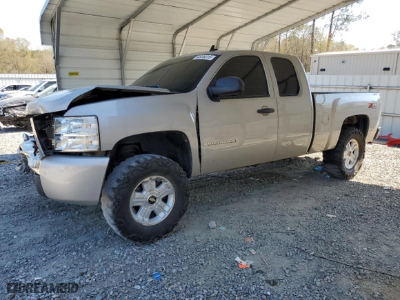 2009 Chevrolet Silverado 1500 LT with VIN 1GCEK29009Z193192, listed as a Copart auction lot 50936315 with 281,863 mi miles and Salvage Title. Bid and sale history available at carsss.com. Image 1.