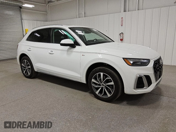 2023 Audi Q5 S line Premium Plus with VIN WA1EAAFY4P2124495, listed as a Copart auction lot 47560005 with 40,367 mi miles and Clean Title. Bid and sale history available at carsss.com. Image 4.