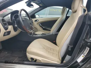 2007 Mercedes-Benz SLK 280 with VIN WDBWK54F17F160166, listed as a Copart auction lot 60133435 with 71,827 mi miles and Salvage title. Bid and sale history available at DreamBid. Image 7.