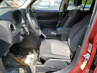 2015 Jeep Patriot Altitude z VIN 1C4NJRBB0FD290036, wystawiony jako Copart lot #55138325 z przebiegiem 64 343 mil mil oraz Szkoda całkowita • Salvage title. Historia ofert i sprzedaży dostępna na DreamBid. Obrazek 7.