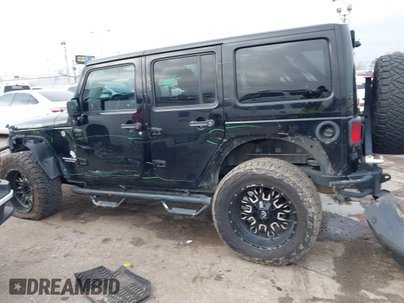 2017 Jeep Wrangler Unlimited Rubicon Recon z VIN 1C4HJWFG9HL592824, wystawiony jako IAAI lot #41427433 z przebiegiem 70 105 mil mil oraz . Historia ofert i sprzedaży dostępna na DreamBid. Obrazek 15.