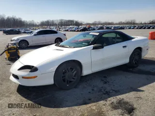 1995 Chevrolet Camaro z VIN 2G1FP22S3S2163042, wystawiony jako Copart lot #49920145 z przebiegiem 185 058 mil mil oraz Czysty tytuł • Clean title. Historia ofert i sprzedaży dostępna na DreamBid. Obrazek 1.