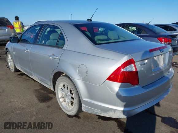 2012 Ford Fusion S with VIN 3FAHP0GA1CR150898, listed as a IAAI auction lot 41753960 with 52,427 mi miles. Bid and sale history available at carsss.com. Image 3.