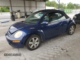 2006 Volkswagen Beetle z VIN 3VWRF31YX6M333207, wystawiony jako Copart lot #61834515 z przebiegiem 82 466 mil mil oraz Czysty tytuł • Clean title. Historia ofert i sprzedaży dostępna na DreamBid. Obrazek 1.