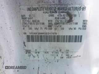 2016 Ford F-250 XL с VIN 1FDBF2B60GED17578, выставлен на аукционе IAAI как лот 42436937 с пробегом 404 746 миль миль и . История ставок и продаж доступна на DreamBid. Изображение 9.