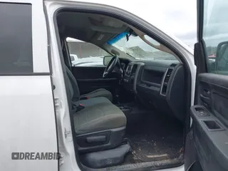 2015 Ram 2500 Tradesman с VIN 3C6TR5HTXFG695405, выставлен на аукционе IAAI как лот 42051190 с пробегом 144 503 миль миль и . История ставок и продаж доступна на DreamBid. Изображение 5.