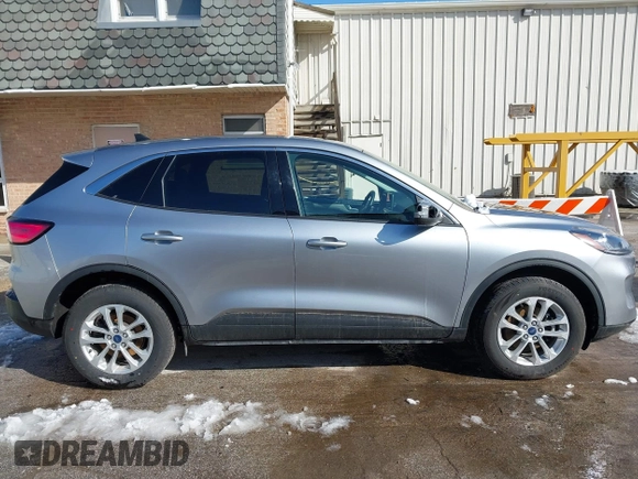2021 Ford Escape SE с VIN 1FMCU9G61MUB20836, выставлен на аукционе IAAI как лот 41840447 с пробегом 42 158 миль миль и . История ставок и продаж доступна на DreamBid. Изображение 13.