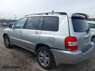 2006 Toyota Highlander Hybrid with VIN JTEEW21A660005649, listed as a IAAI auction lot 41616983 with 265,757 mi miles. Bid and sale history available at carsss.com. Image 3.