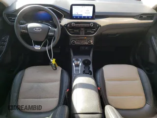2021 Ford Escape Titanium Hybrid z VIN 1FMCU0DZ3MUA40397, wystawiony jako Copart lot #46353745 z przebiegiem 32 167 mil mil oraz Szkody całkowita. Historia ofert i sprzedaży dostępna na DreamBid. Obrazek 8.