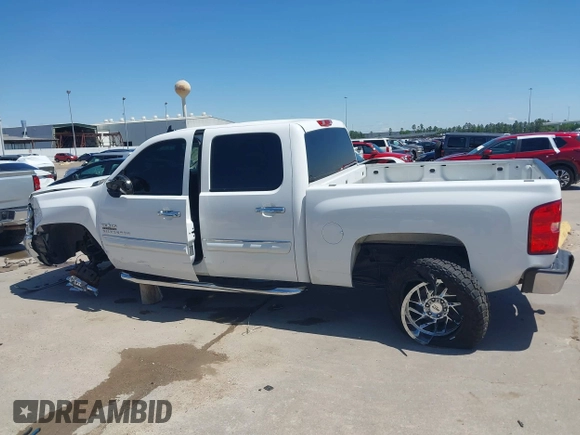 2013 Chevrolet Silverado 1500 LT with VIN 3GCPCSE05DG138211, listed as a IAAI auction lot 41966581 with 112,848 mi miles and . Bid and sale history available at DreamBid. Image 15.