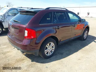 2011 Ford Edge SE with VIN 2FMDK3GC3BBB17596, listed as a IAAI auction lot 42044572 with 189,745 mi miles. Bid and sale history available at carsss.com. Image 4.