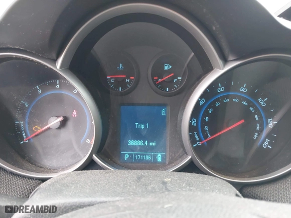 2011 Chevrolet Cruze LT w/2LT with VIN 1G1PG5S90B7273221, listed as a IAAI auction lot 41633466 with 171,106 mi miles. Bid and sale history available at carsss.com. Image 7.