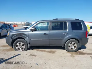 2011 Honda Pilot EX-L with VIN 5FNYF3H64BB056071, listed as a IAAI auction lot 41841047 with 112,114 mi miles and . Bid and sale history available at carsss.com. Image 14.