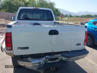 1999 Ford F-250 XL с VIN 1FTNW21F9XEA23647, выставлен на аукционе IAAI как лот 42326497 с пробегом 393 578 миль миль и . История ставок и продаж доступна на DreamBid. Изображение 16.