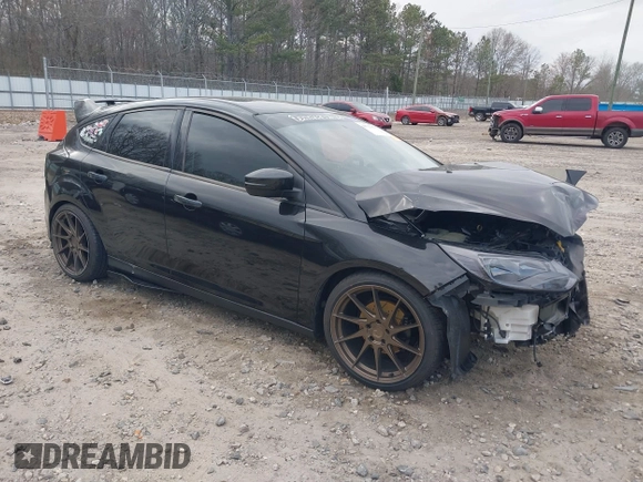 2013 Ford Focus SE with VIN 1FADP3K21DL121580, listed as a IAAI auction lot 41727813 with 171,352 mi miles. Bid and sale history available at carsss.com. Image 1.