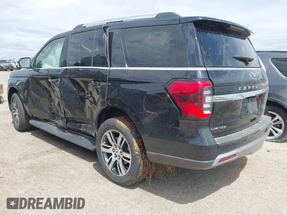 2024 Ford Expedition Limited with VIN 1FMJU2A83REA69642, listed as a IAAI auction lot 41959577 with 29,606 mi miles. Bid and sale history available at carsss.com. Image 3.