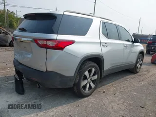 2019 Chevrolet Traverse LT z VIN 1GNERHKW7KJ257026, wystawiony jako IAAI lot #42397645 z przebiegiem 78 977 mil mil oraz . Historia ofert i sprzedaży dostępna na DreamBid. Obrazek 4.