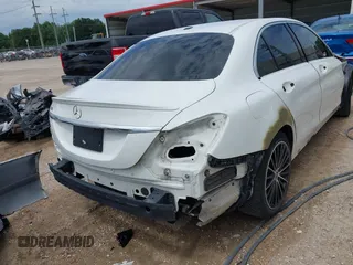 2019 Mercedes-Benz C 300 with VIN 55SWF8DB7KU283888, listed as a IAAI auction lot 42417049 with 111,868 mi miles and . Bid and sale history available at DreamBid. Image 6.