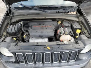 2017 Jeep Renegade Sport with VIN ZACCJBAB9HPF67335, listed as a Copart auction lot 42706375 with 94,351 mi miles and Salvage title. Bid and sale history available at DreamBid. Image 12.