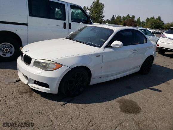 2011 BMW 1 Series 135i with VIN WBAUC9C53BVM09195, listed as a Copart auction lot 65192454 with 147,049 mi miles and Salvage Title. Bid and sale history available at carsss.com. Image 1.