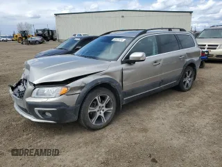2014 Volvo XC70 T6 with VIN YV4902BZXE1180004, listed as a Copart auction lot 52822974 with 190,631 mi miles and Salvage Title. Bid and sale history available at DreamBid. Image 1.
