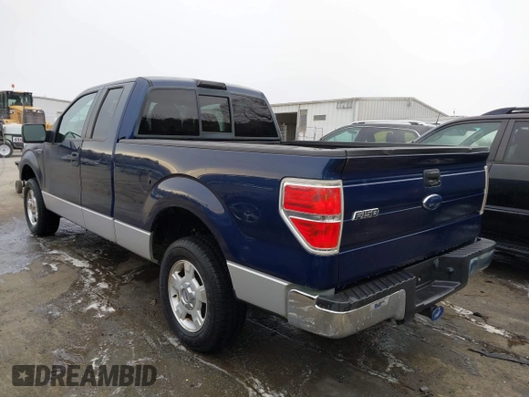 2010 Ford F-150 XL with VIN 1FTEX1C83AFB35240, listed as a IAAI auction lot 41370586 with 21,658 mi miles. Bid and sale history available at carsss.com. Image 3.